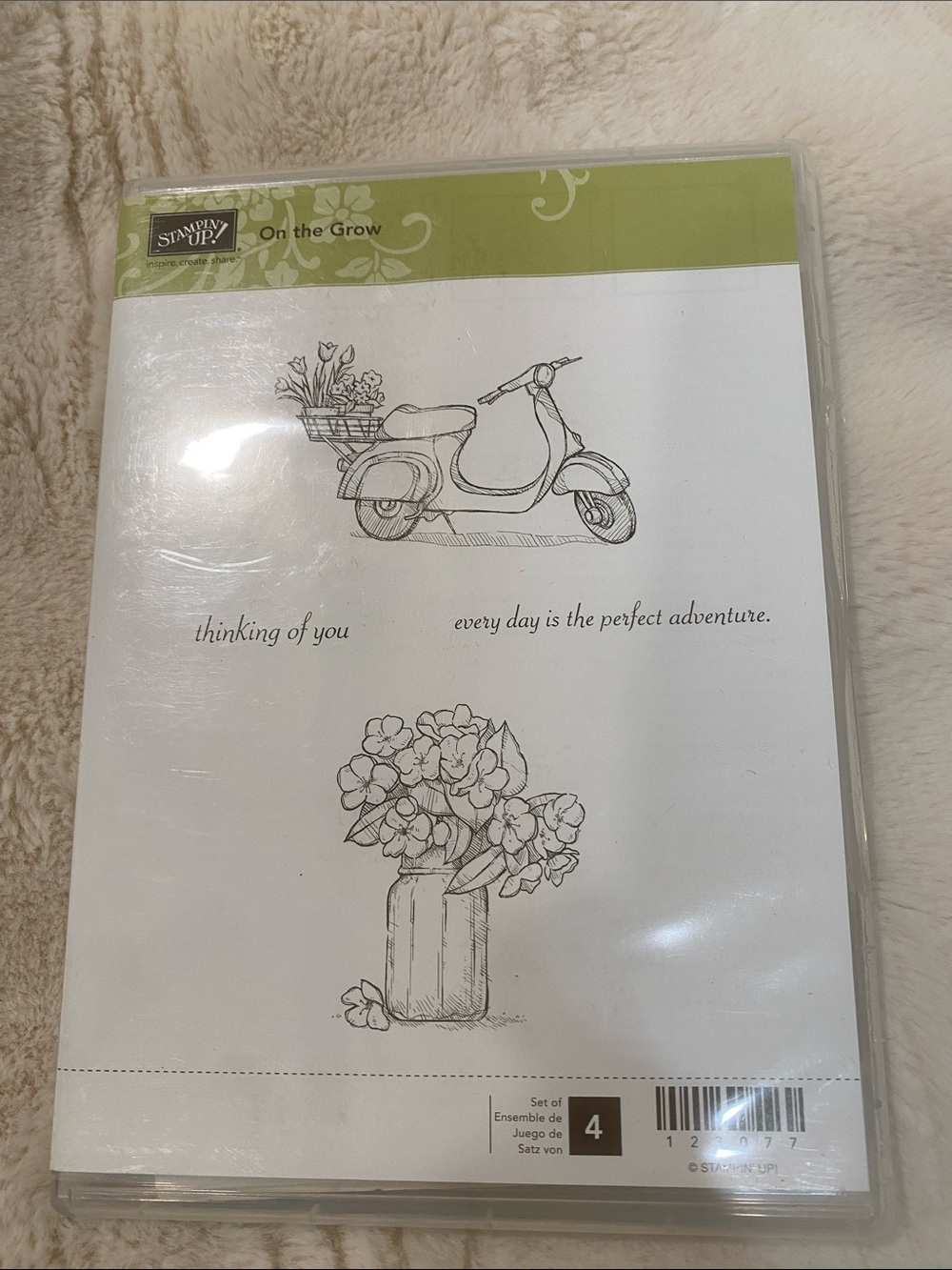 Stampin' Up! Clear Stamp Set with Green Accent — Scooter & Vase Floral Images
